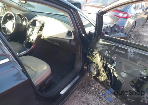 2014 Buick Verano Leather Group из США, поврежденный, VIN 1G4PS5SK9E4174276